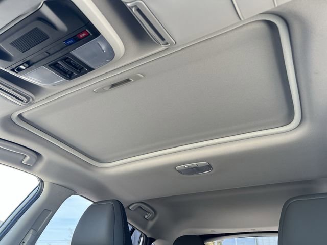 New 2026 Subaru Crosstrek 2.5i Limited w/ Crosstrek Mirror Package image 11