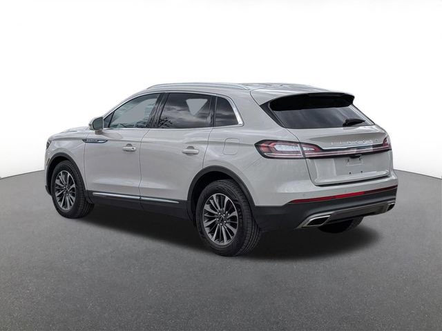 Used 2023 Lincoln Nautilus Reserve image 4