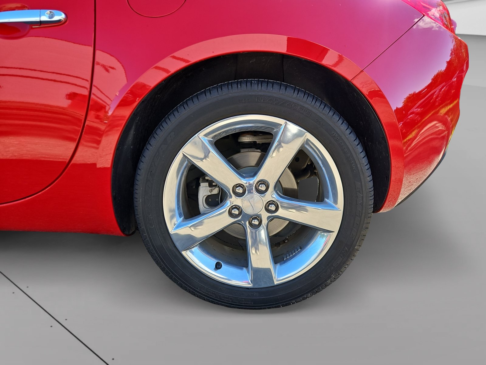 Used 2007 Pontiac Solstice Convertible RWD image 14