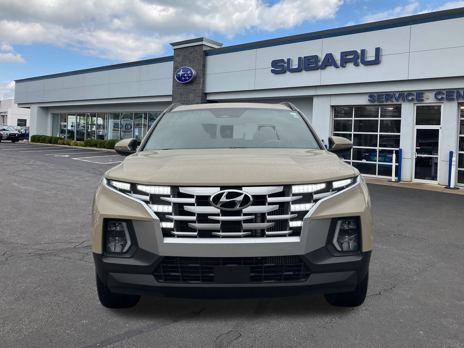 Used 2023 Hyundai Santa Cruz SEL Premium w/ Cargo Package image 2