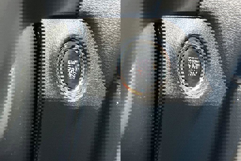 Used 2024 Toyota RAV4 XLE image 22