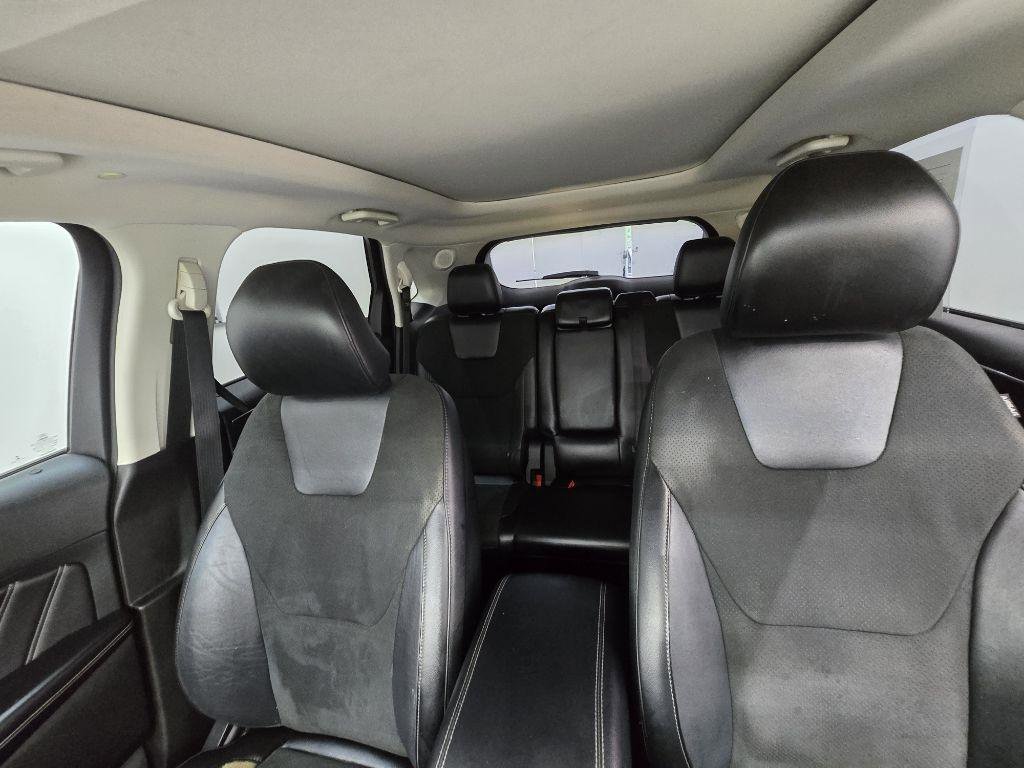Used 2015 Ford Edge Sport w/ Equipment Group 401A FWD image 12