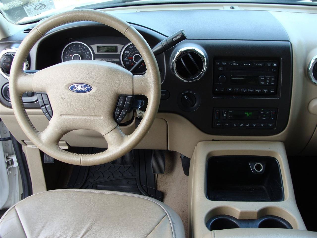 Used 2006 Ford Expedition Eddie Bauer AWD/4WD image 28