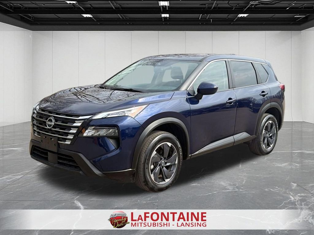 Used 2025 Nissan Rogue SV image 4