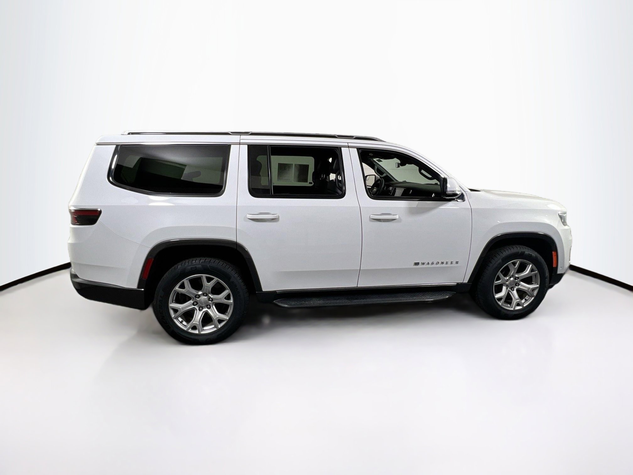 Used 2022 Jeep Wagoneer Series II image 4