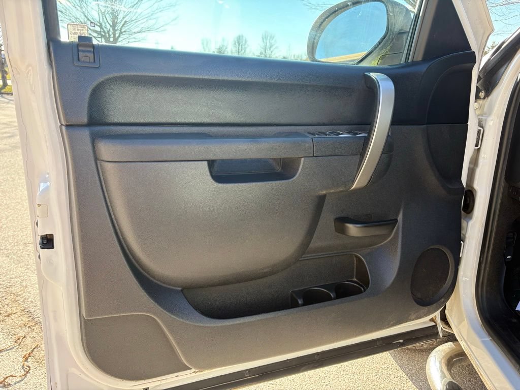 Used 2011 GMC Sierra 1500 SLE w/ Power Tech Package AWD/4WD image 16