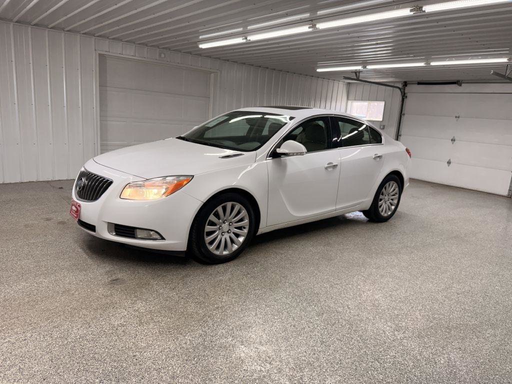Used 2013 Buick Regal Premium image 4