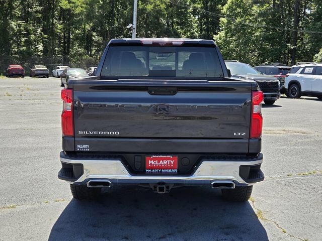 Used 2022 Chevrolet Silverado 1500 LTZ w/ LTZ Premium Package AWD/4WD image 4