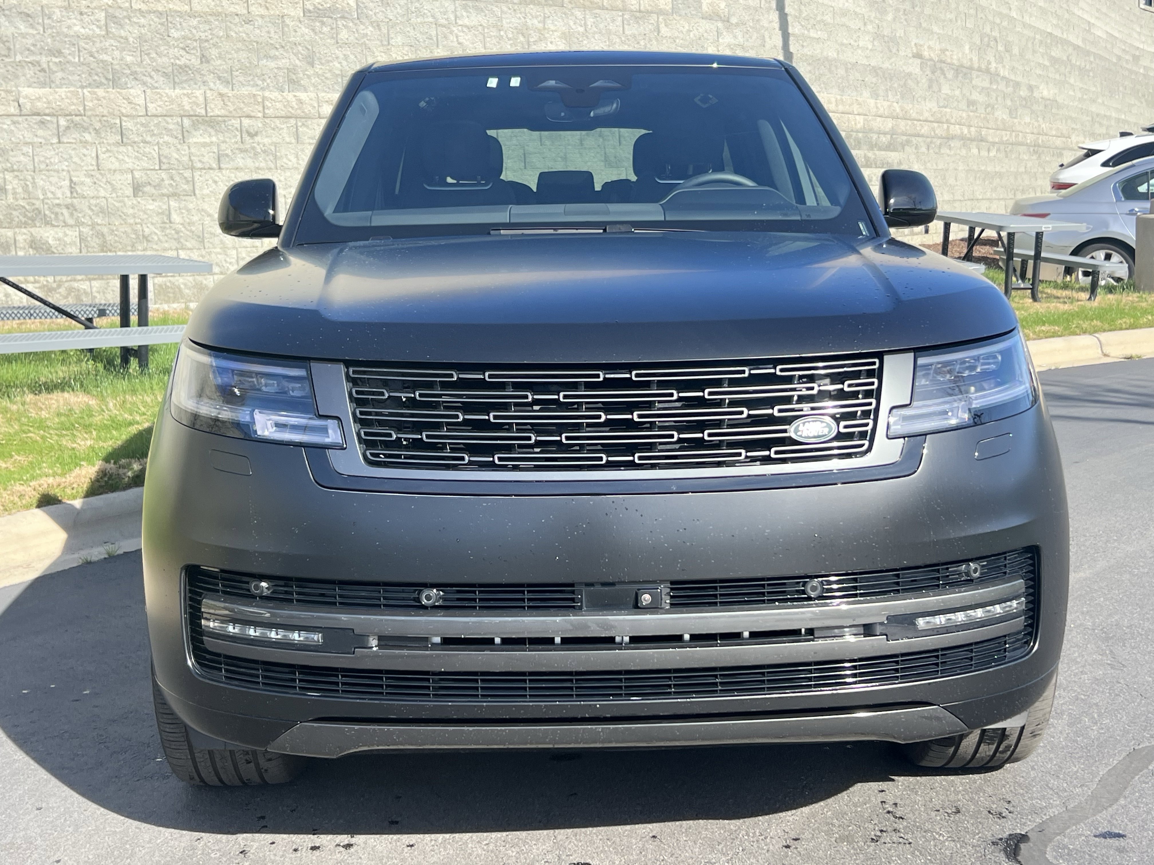 Used 2025 Land Rover Range Rover SE image 10