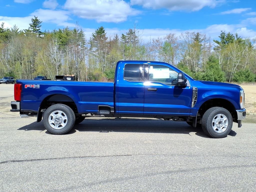 New 2026 Ford F250 XLT w/ FX4 Off-Road Package AWD/4WD image 4