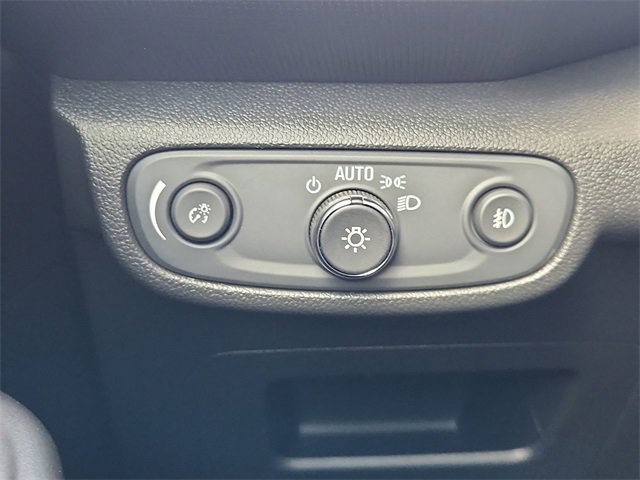 Certified 2023 Chevrolet TrailBlazer RS w/ Sun and Liftgate Package image 17