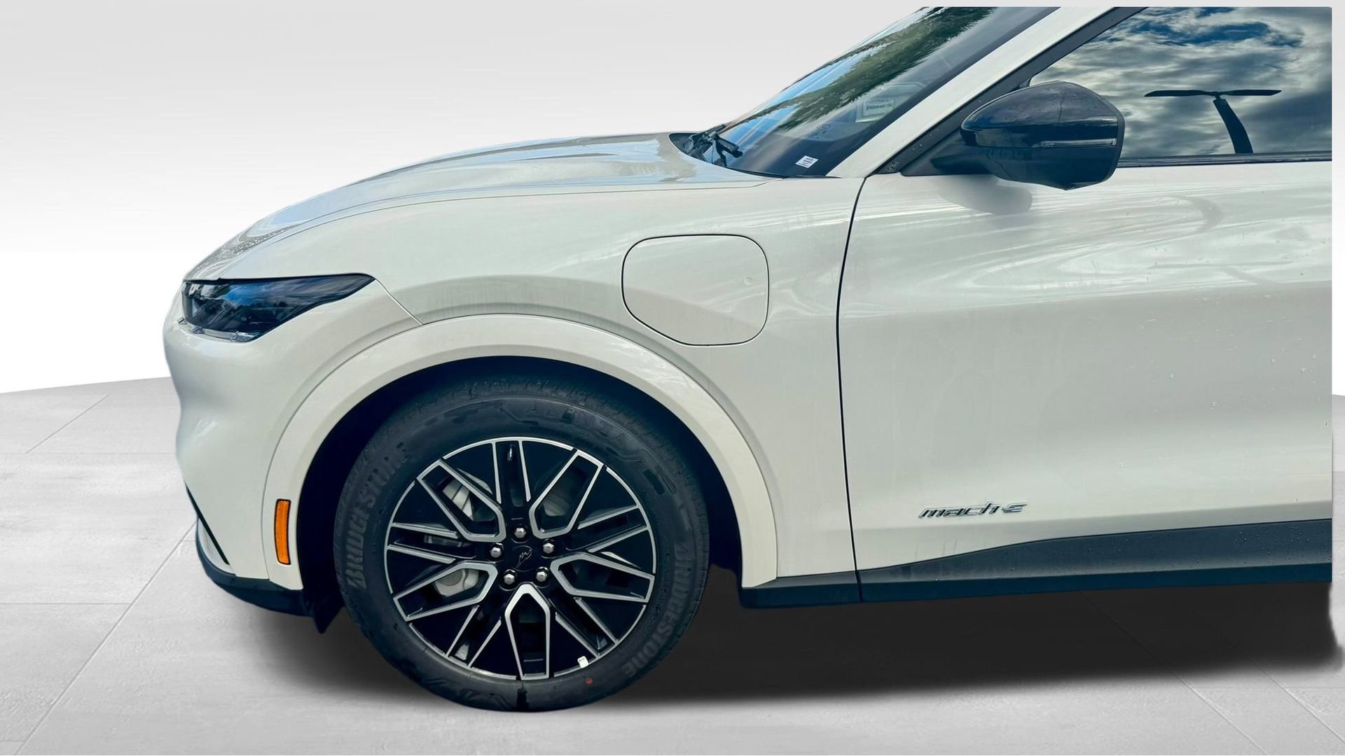 New 2025 Ford Mustang Mach-E Premium image 12