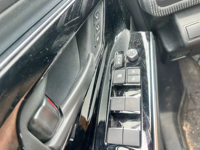 Used 2023 Subaru Solterra AWD image 19