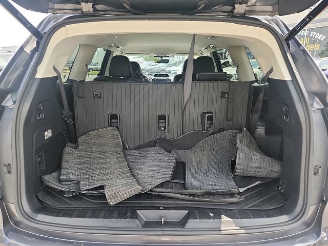 Used 2019 Subaru Ascent Limited AWD/4WD image 28