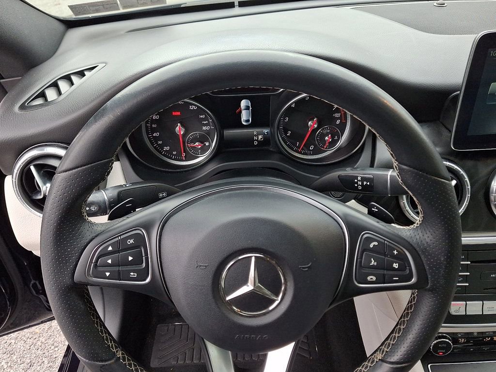 Used 2018 Mercedes-Benz CLA 250 4MATIC image 20