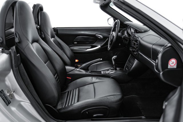 Used 2000 Porsche Boxster S image 25