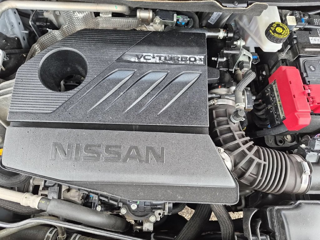 Used 2023 Nissan Rogue SL AWD/4WD image 32