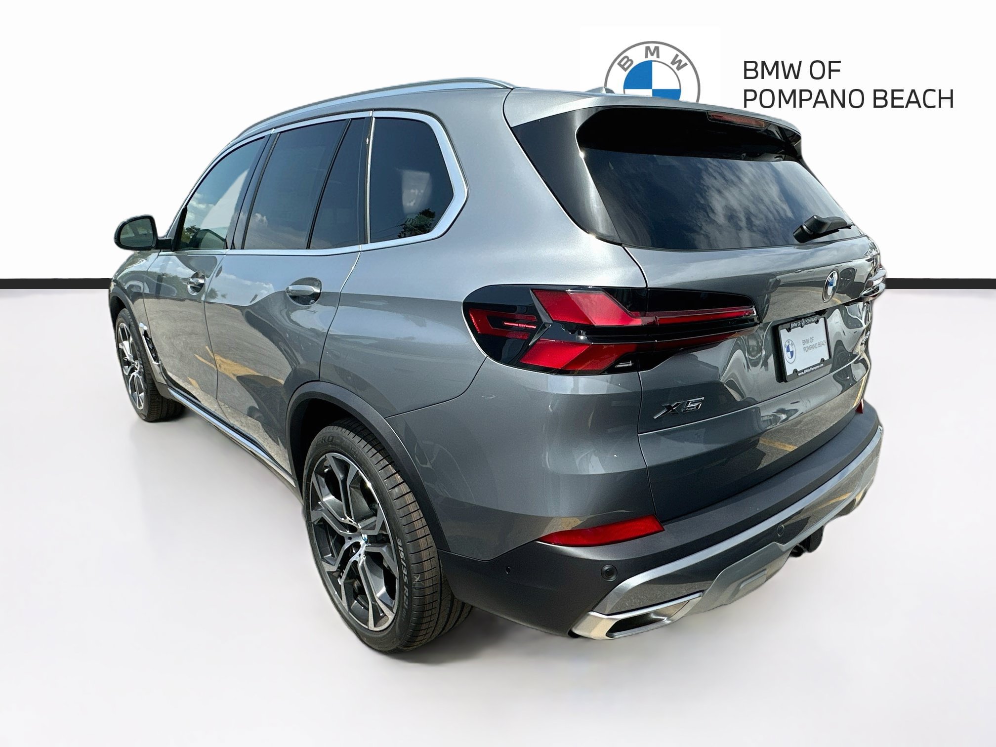 New 2026 BMW X5 xDrive40i AWD/4WD image 4