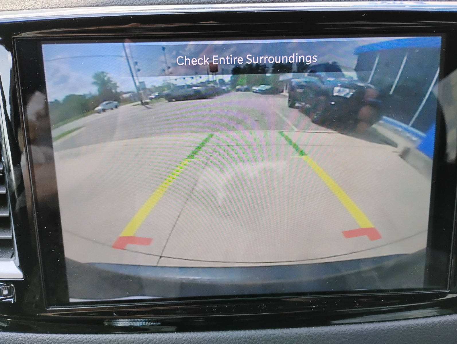 Used 2025 Chrysler Pacifica Select FWD image 17