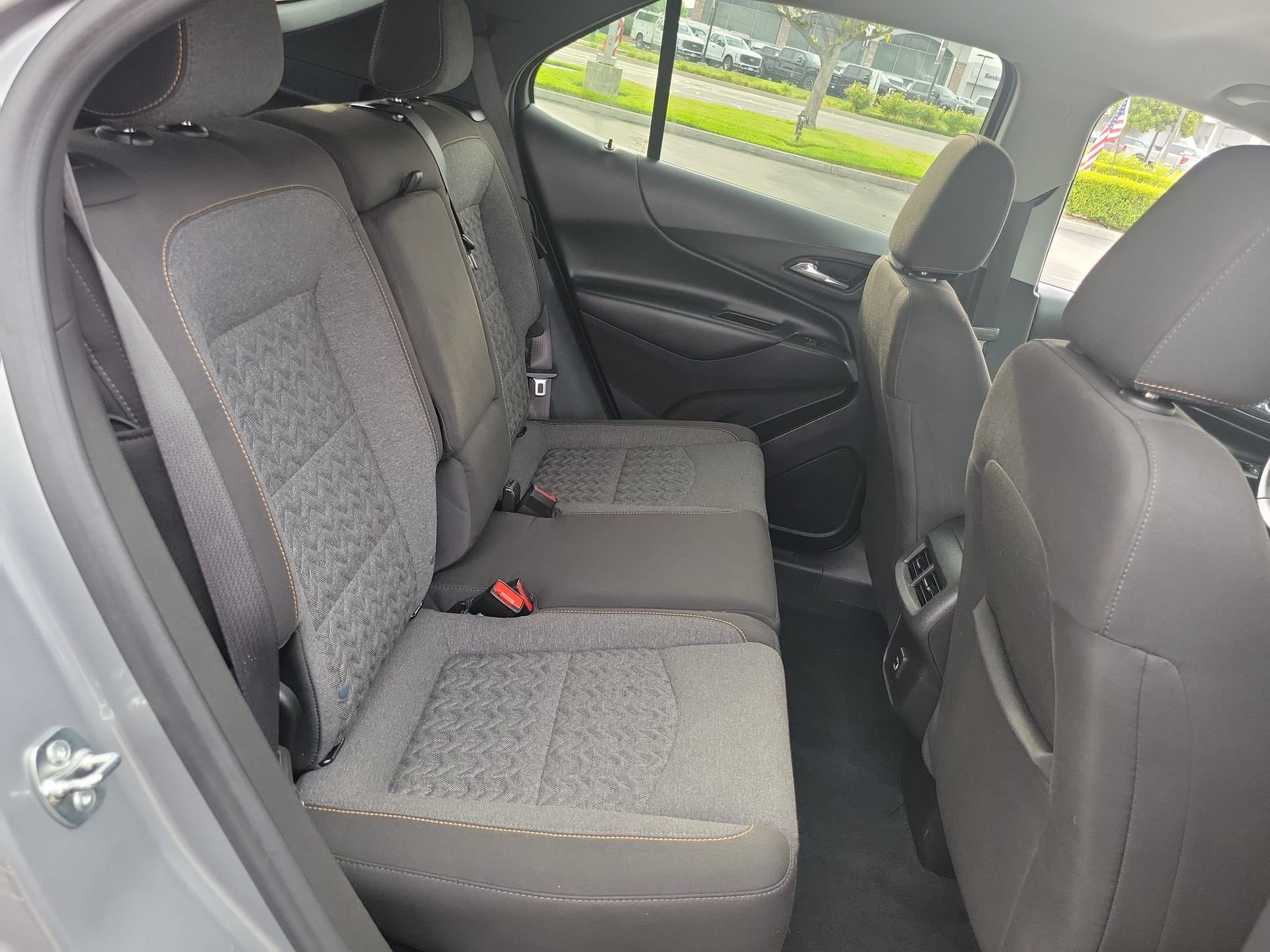Used 2024 Chevrolet Equinox LT w/ Driver Convenience Package FWD image 22