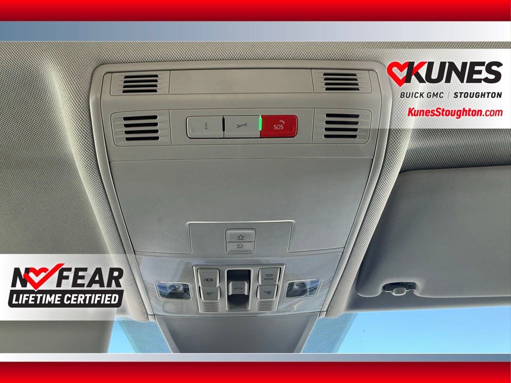 Used 2023 Volkswagen Tiguan SE image 36