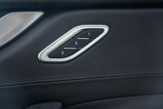 Used 2018 Maserati Levante S GranSport image 37