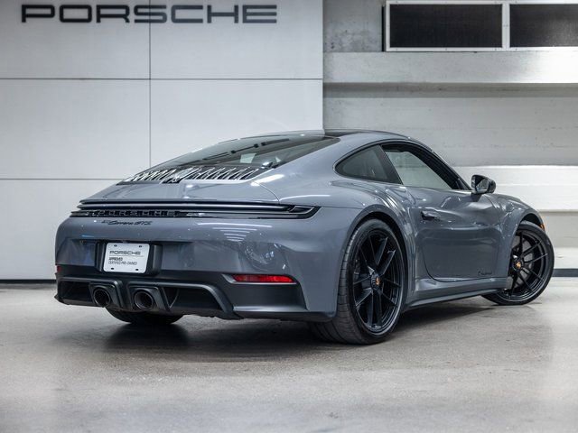 Used 2025 Porsche 911 Carrera 4 GTS image 27