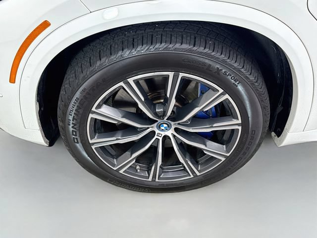 Used 2022 BMW X5 xDrive45e w/ M Sport Package AWD/4WD image 32
