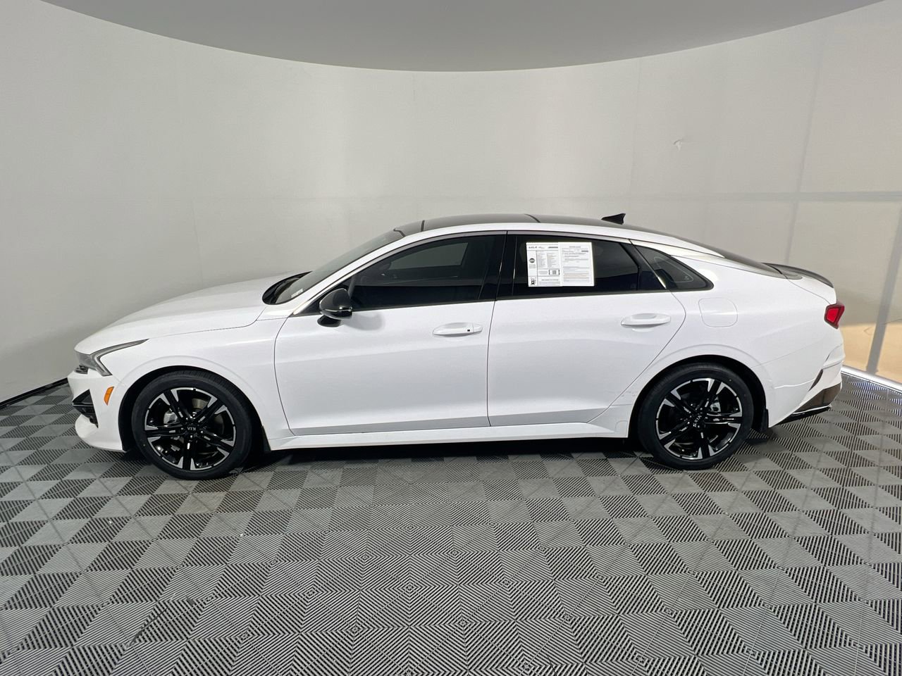 Used 2021 Kia K5 GT-Line w/ GT-Line FWD Premium Package image 6