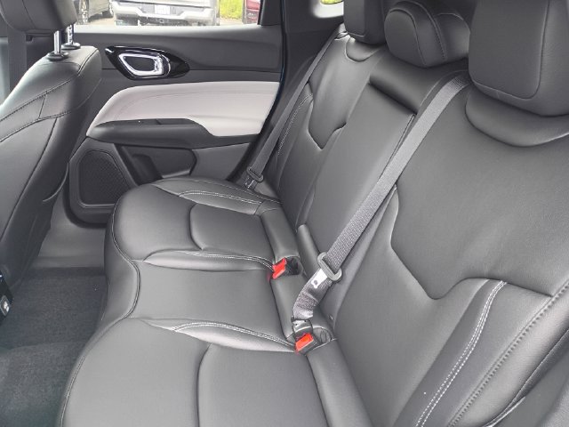 New 2026 Jeep Compass Limited AWD/4WD image 16