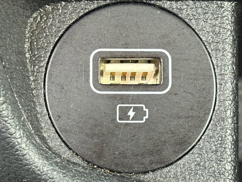 Used 2023 Hyundai Kona SEL FWD image 5