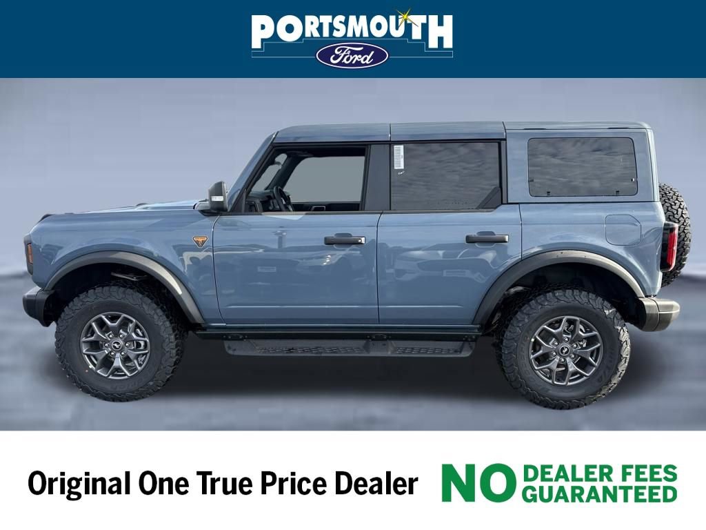 New 2025 Ford Bronco Badlands image 2