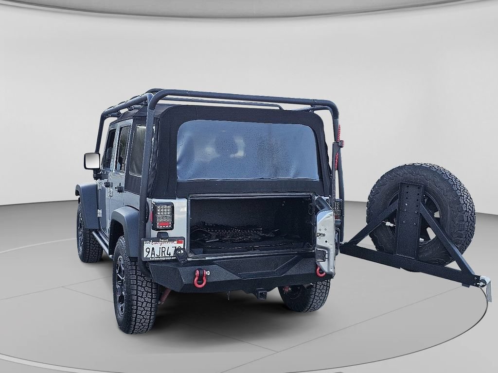 Used 2015 Jeep Wrangler Unlimited Rubicon AWD/4WD image 13