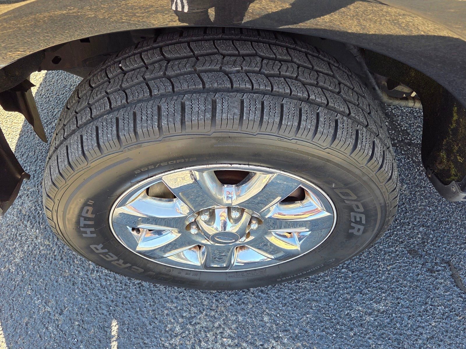 Used 2013 Ford F150 XLT w/ Luxury Equipment Group image 15