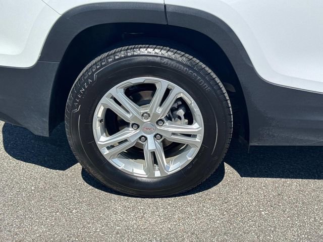 Used 2024 GMC Terrain SLE AWD/4WD image 11