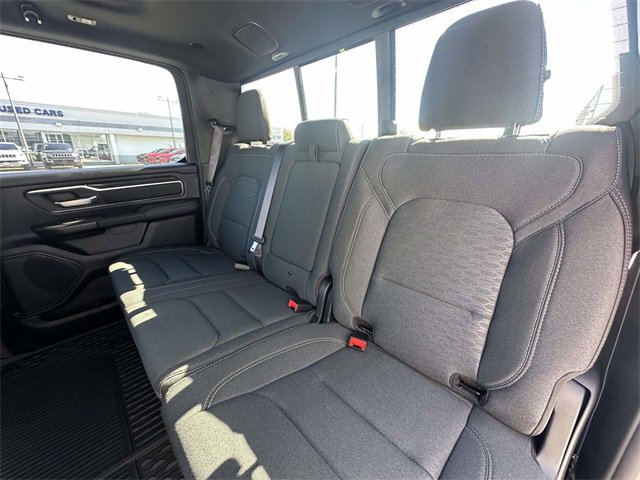 New 2026 RAM 1500 4x4 Crew Cab image 15