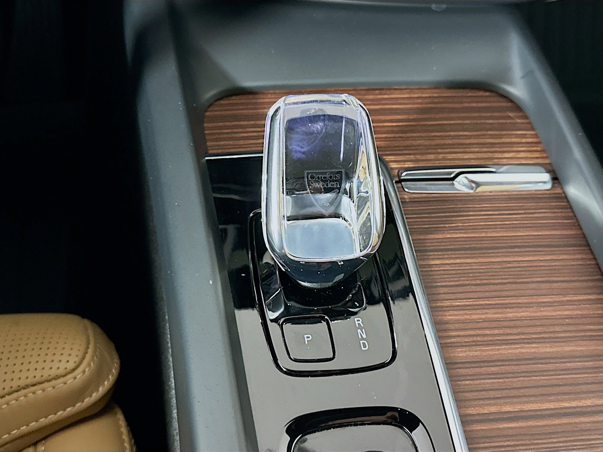 Used 2023 Volvo XC60 B5 Ultimate w/ Climate Package image 25