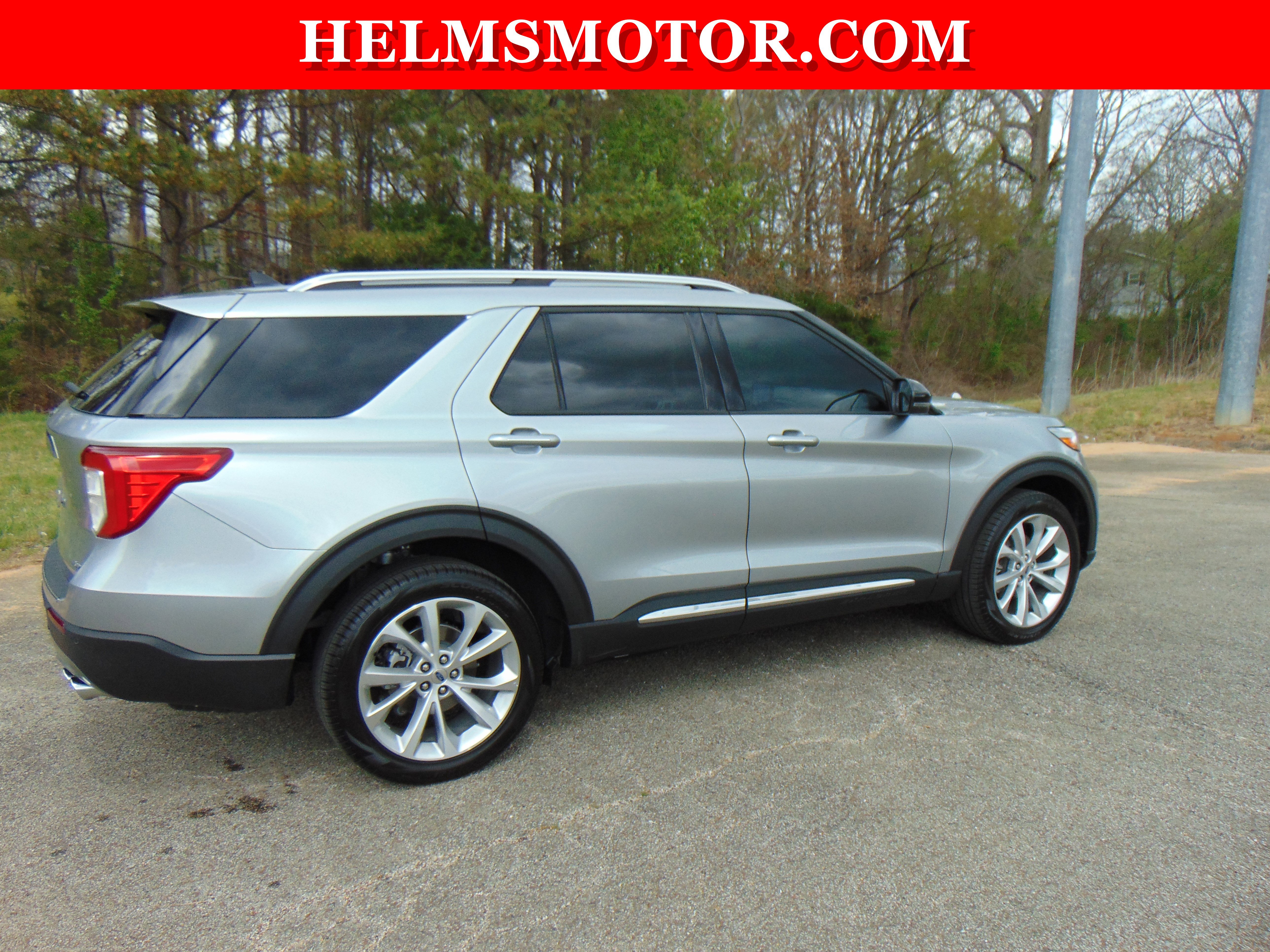 Used 2023 Ford Explorer Platinum w/ Technology Package image 12