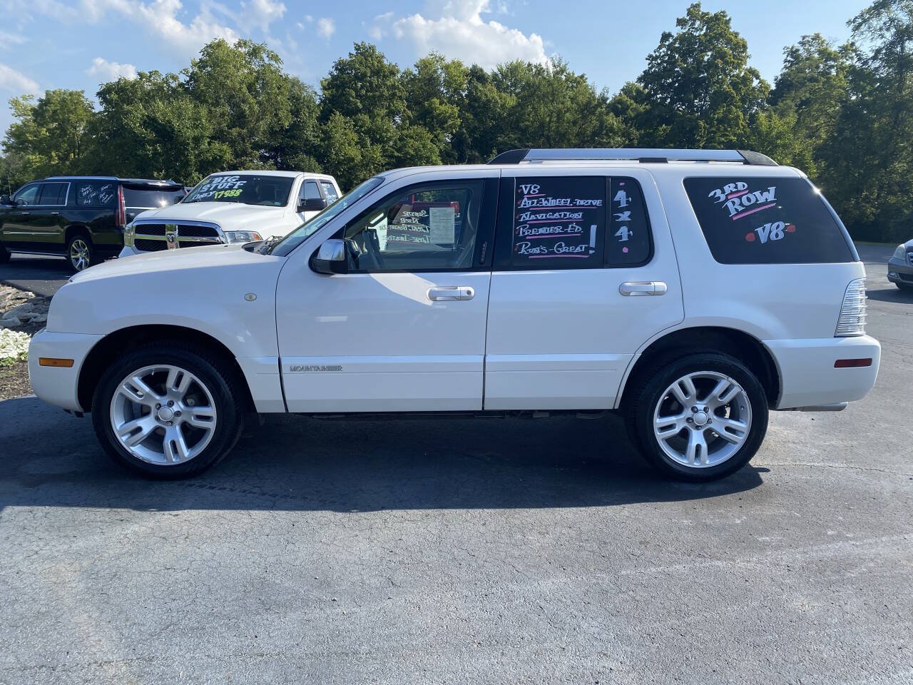 Used 2010 Mercury Mountaineer Premier AWD/4WD image 2