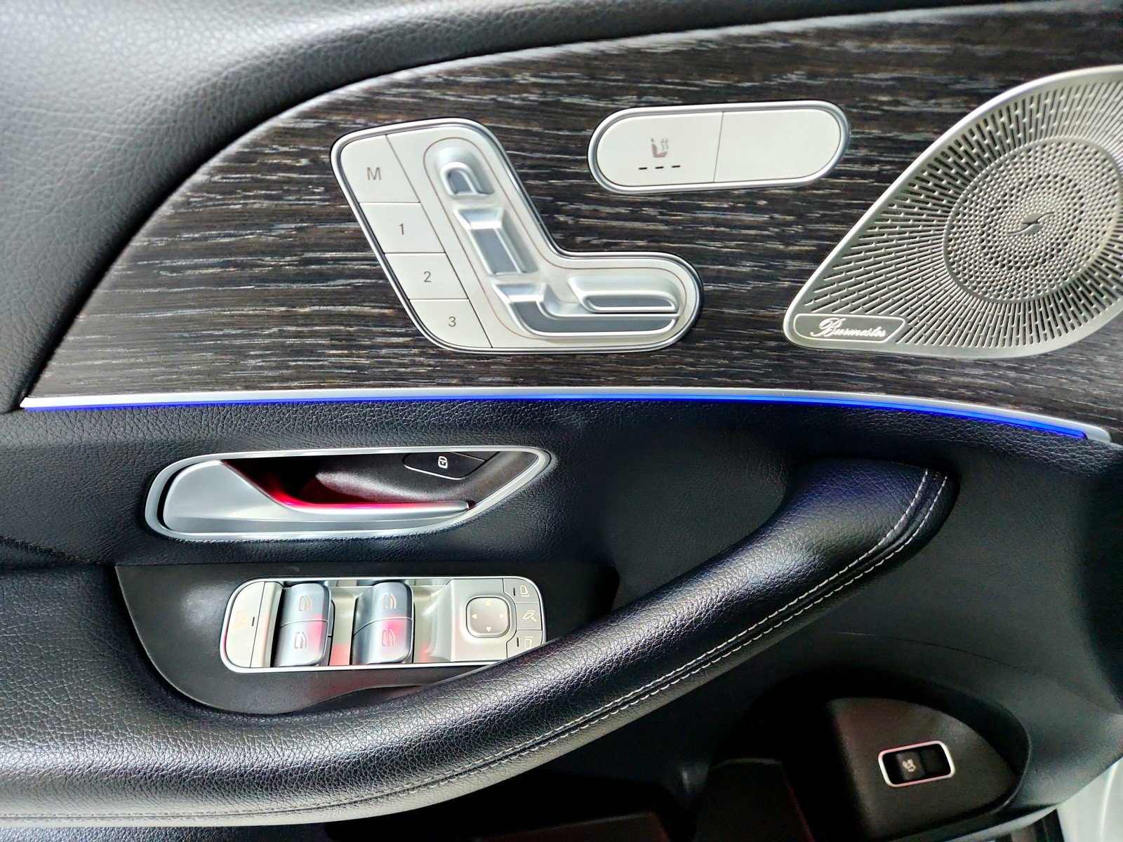 Used 2023 Mercedes-Benz GLE 350 GLE 350 w/ Premium Package image 13