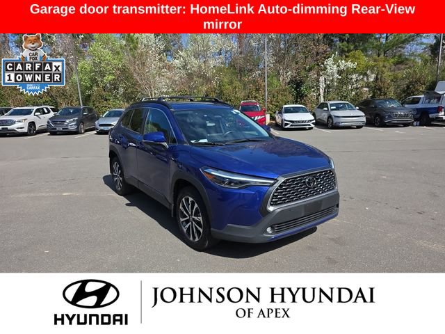 Used 2024 Toyota Corolla Cross XLE w/ Convenience Package image 13