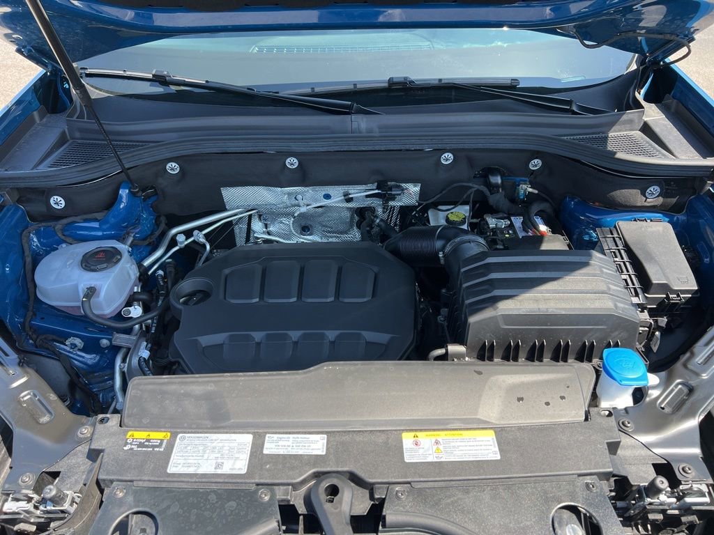 Used 2025 Volkswagen Atlas SE AWD/4WD image 12
