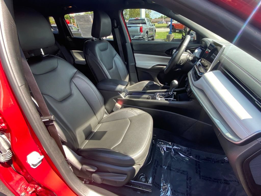 Used 2025 Jeep Compass Limited AWD/4WD image 37