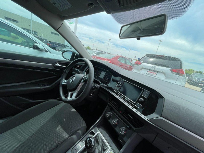 Used 2019 Volkswagen Jetta S w/ Driver Assistance Package FWD image 4