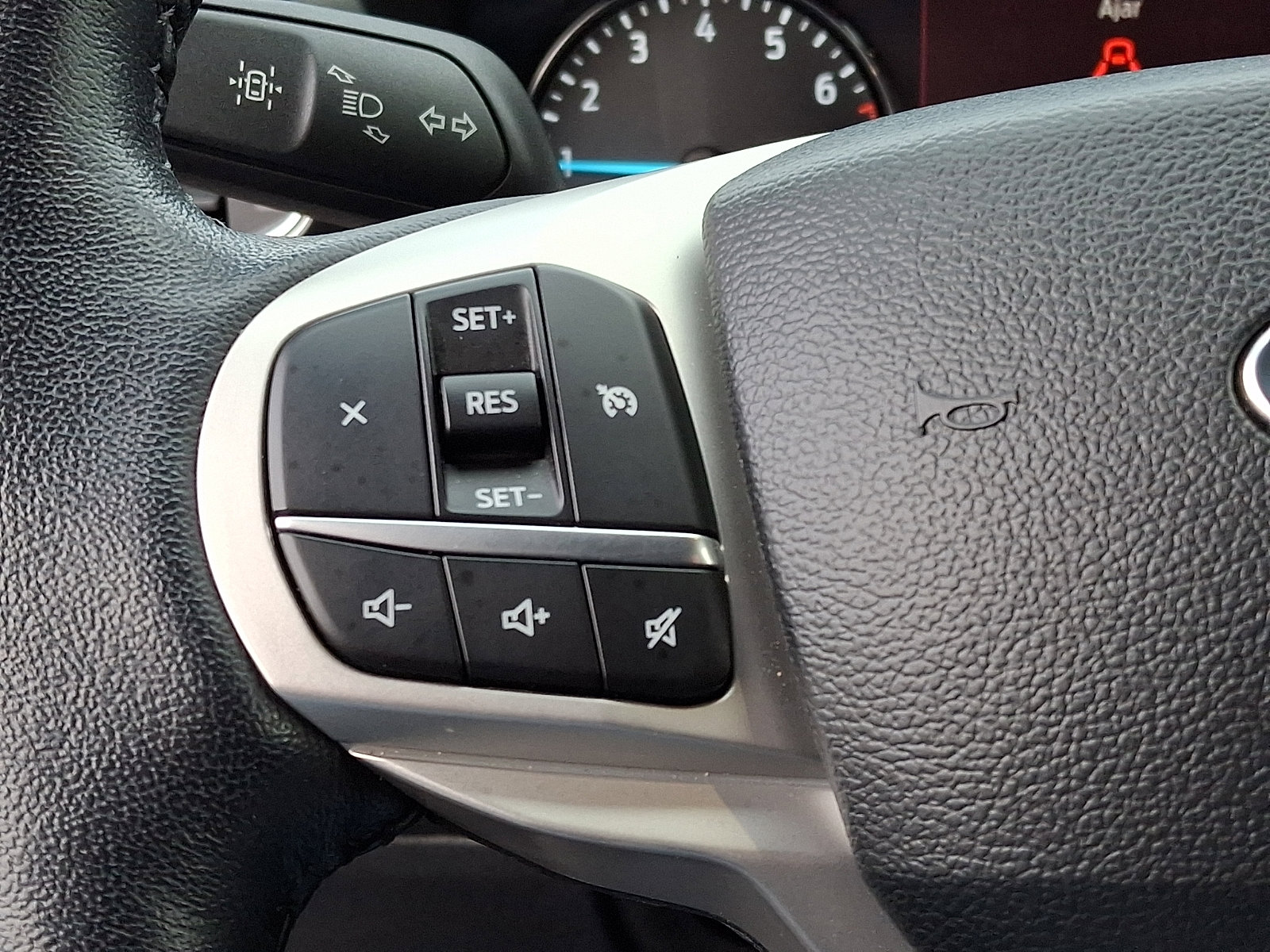 Certified 2023 Ford Explorer XLT w/ Equipment Group 202A image 21