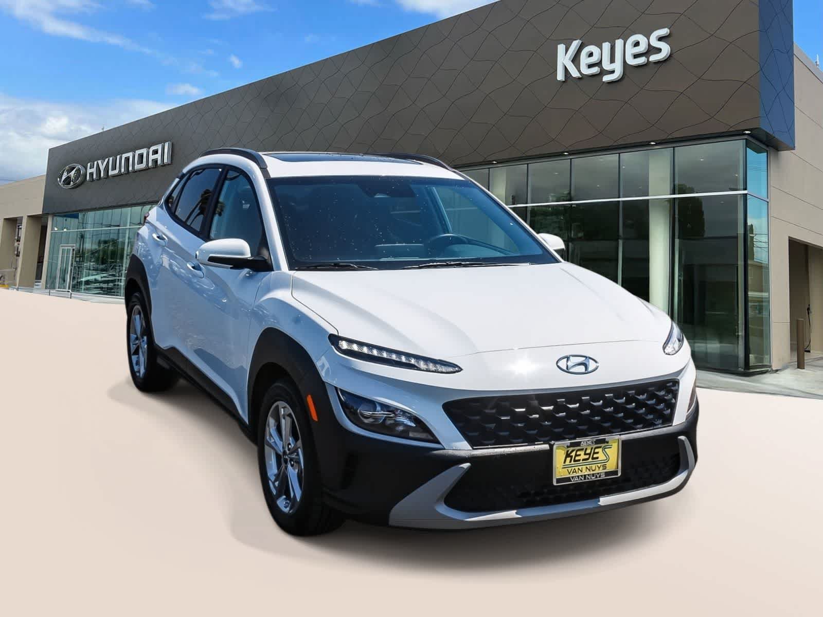 Certified 2023 Hyundai Kona SEL w/ Convenience Package FWD image 3