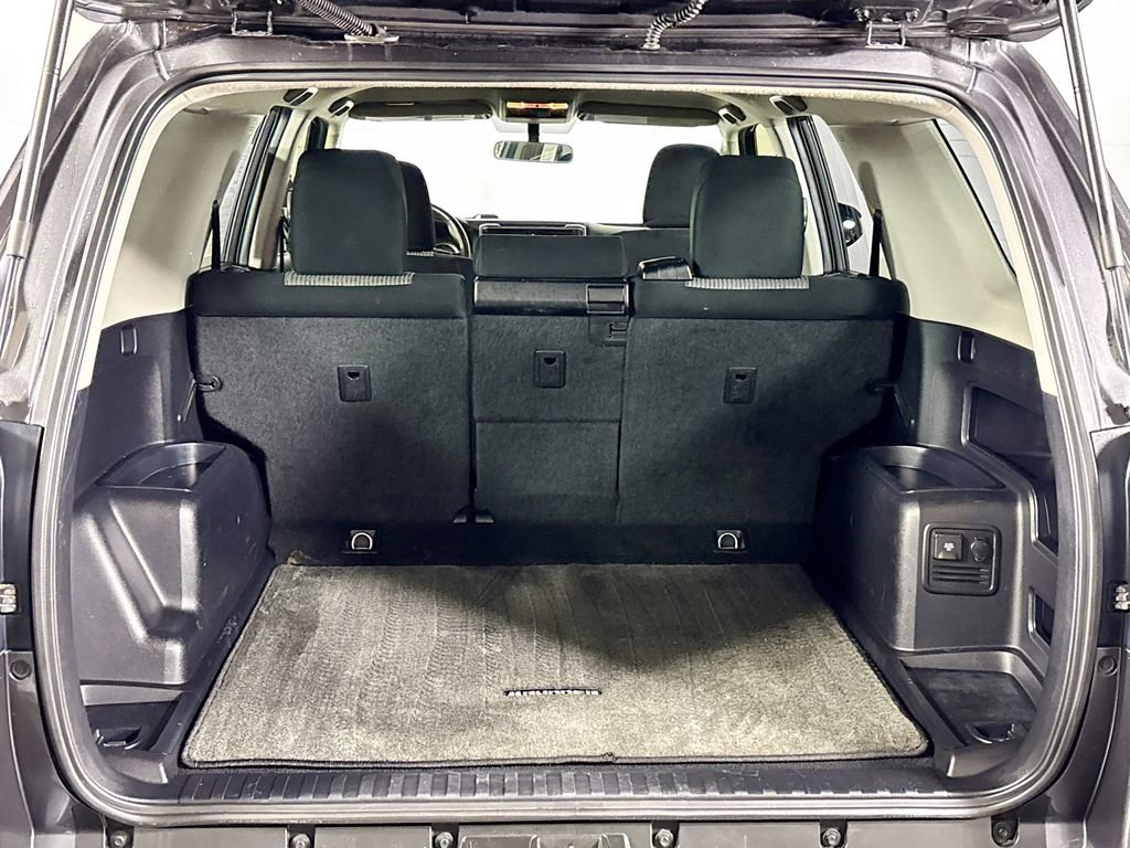 Used 2016 Toyota 4Runner SR5 image 21