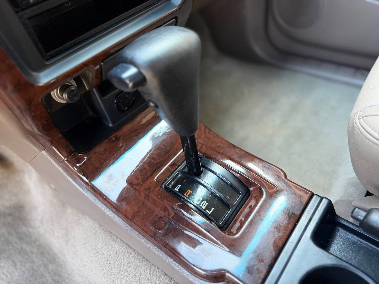 Used 2001 Toyota 4Runner Limited image 22