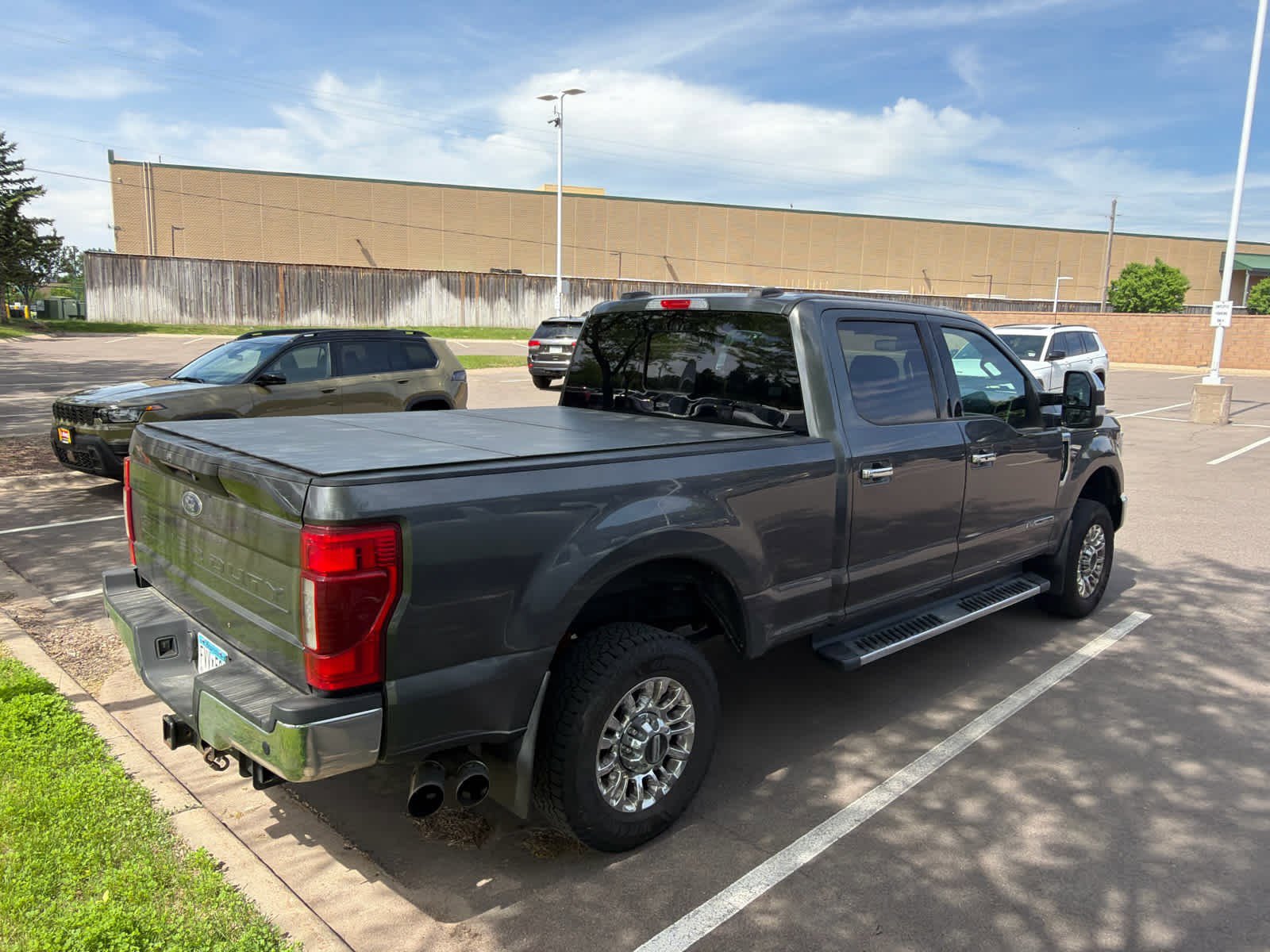 Used 2020 Ford F250 Lariat w/ Lariat Ultimate Package AWD/4WD image 6