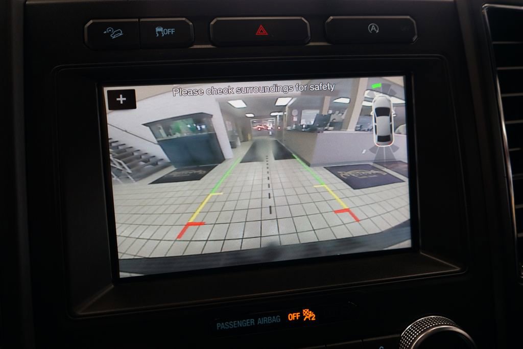 Used 2018 Ford Expedition Limited image 9